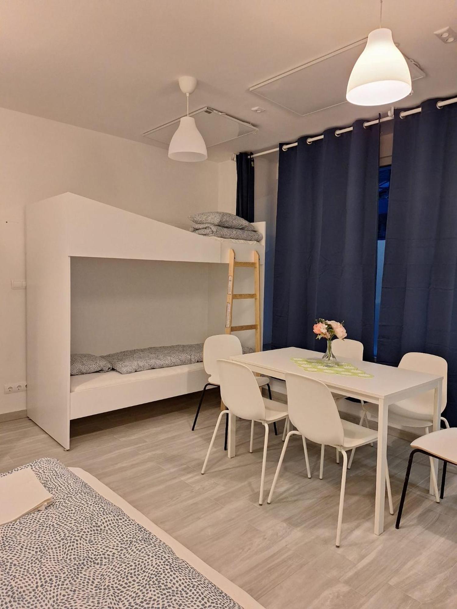 Betariel'com Augarten Apartament *